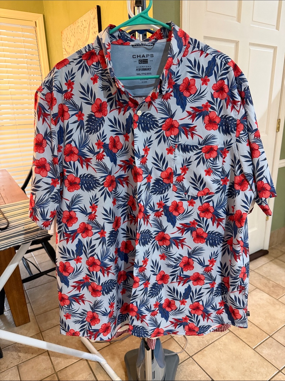 Chaps White Short-Sleeve Floral Camp Shirt with Red & Navy Print